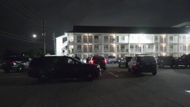 Houston stabbing: Man killed at motel on Katy Freeway