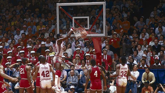 Houston basketball success brings back memories of teams past