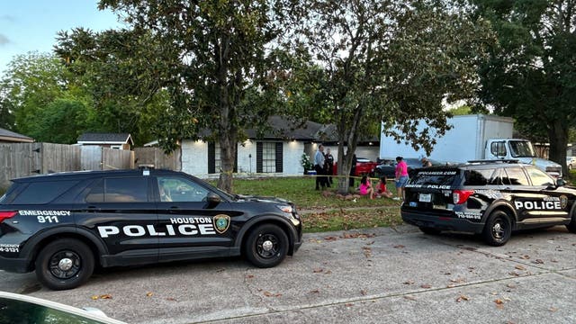 One dead from gunshot at residence in southwest Houston neighborhood