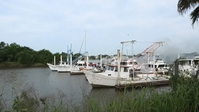 Texas City boat fire: 1 dead, 1 injured at Waterman’s Harbor Marina