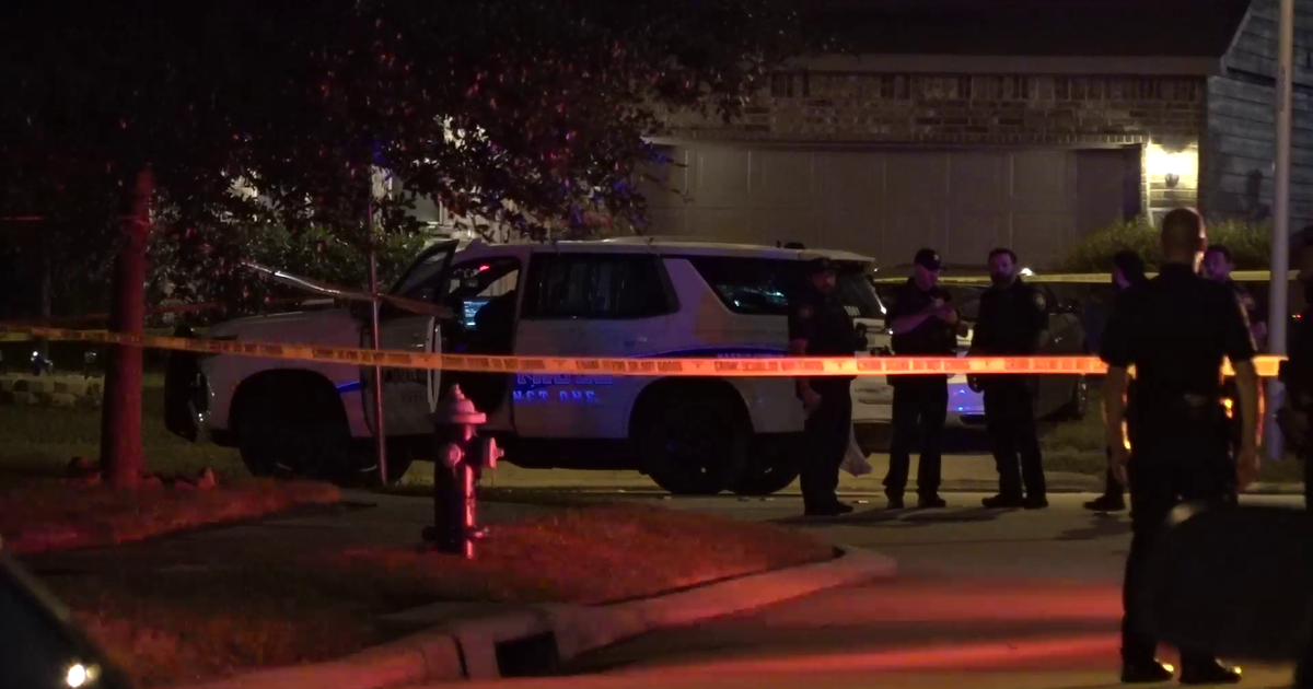 Harris County Basil Point Court: Shooting involving deputies | FOX 26 ...