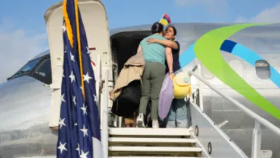 First self-deportation flight leaves out of Houston