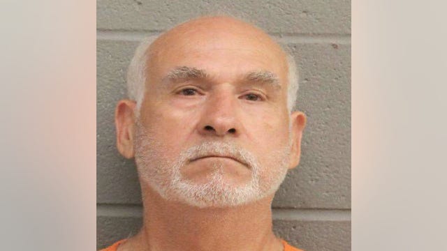 Spring road rage suspect rammed vehicle after burrito thrown at car, deputies say