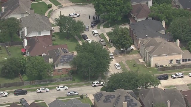 Harris County investigation: Male found dead on Tim Allen Ct.; foul play suspected