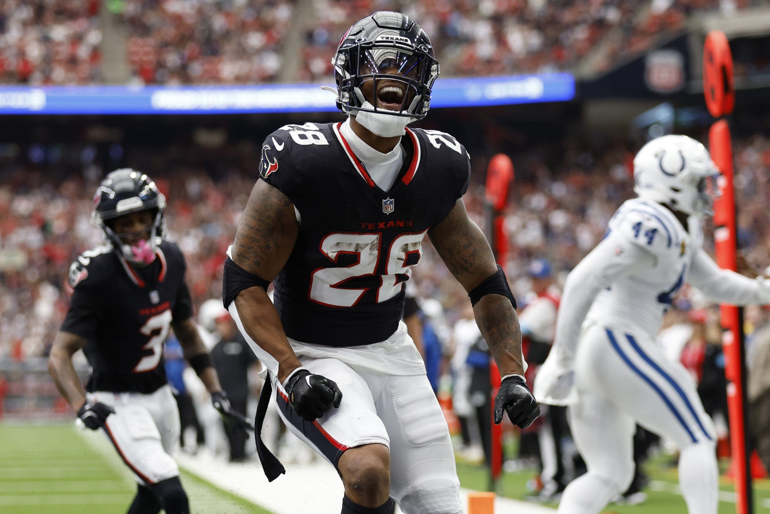 Texans officially release RB Joe Mixon following injury-riddled 2025 season
