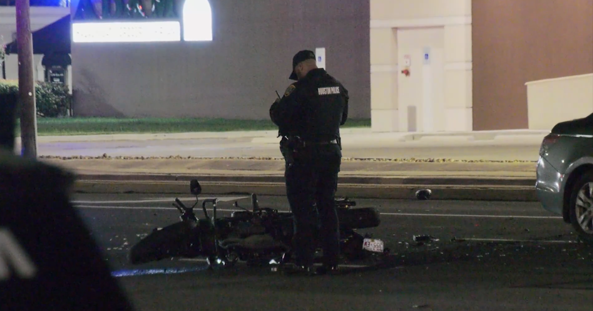 Motorcycle rider dead after crash involving two vehicles in west ...