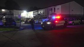 Houston police shoot 15-year-old boy who allegedly had rifle