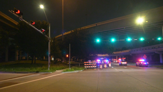 Motorcycle rider thrown off Houston overpass in crash