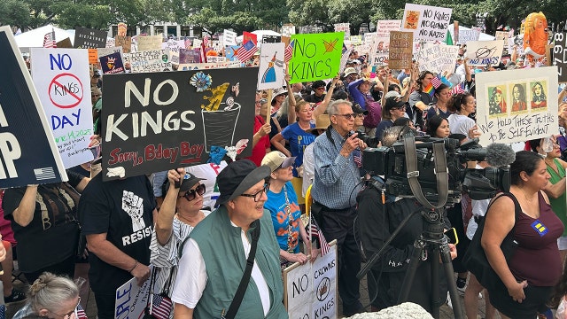 Blog: No Kings protests in Houston