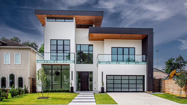 Record-breaking home sale in Montrose highlights luxury market trends