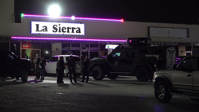 Houston club raid: More than 5 arrested at La Sierra in Southwest Houston