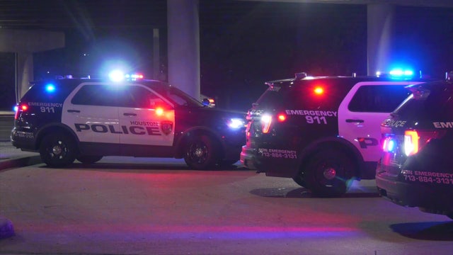Houston shooting at Almeda Genoa, Gulf Freeway leaves man critically injured