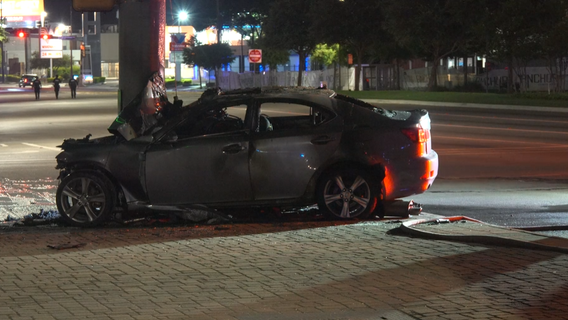 One dead in fiery crash on Katy Fwy. at Gessner Rd.
