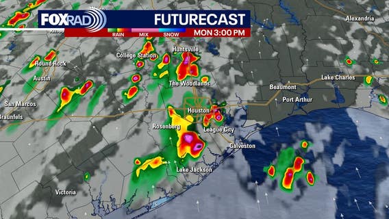 Houston weather: Showers for next few days; flood threat continues for Hill Country
