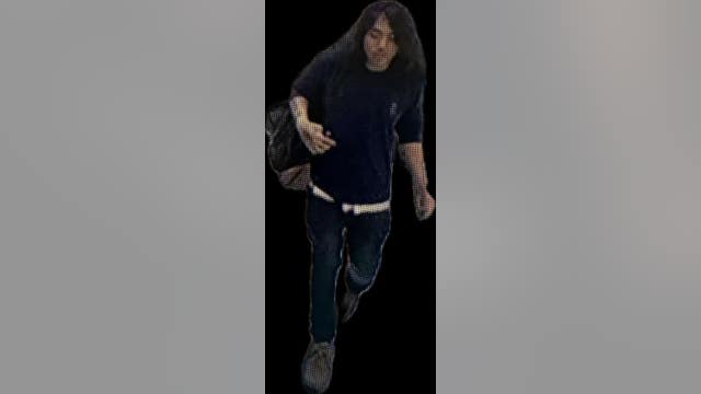 Deerbrook Mall evacuated due to bomb threat, suspect on the run