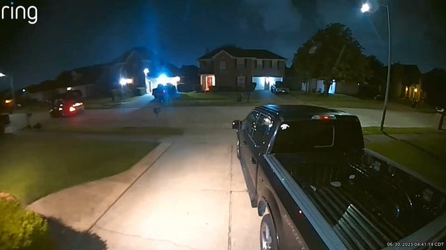 Video shows shootout after auto-theft attempt in Baytown; police looking for suspects