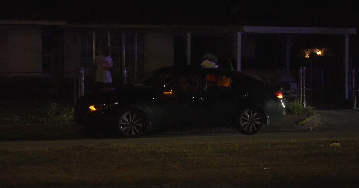 Houston police search for suspect in gas station shooting | FOX 26 Houston