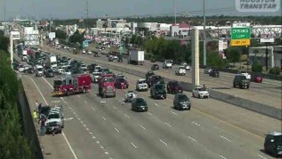 Westbound Katy Freeway clears following multi-vehicle crash