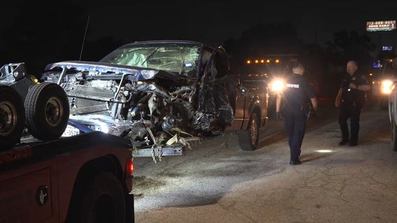I-45 crash: Dashcam video shows wrong-way driver ahead of head-on crash