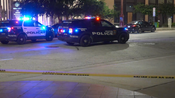 Downtown Houston shooting: Man hospitalized in critical condition