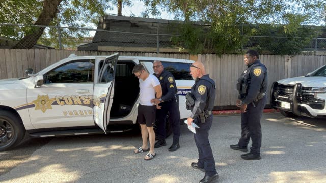 Houston youth ministry volunteer arrested after hundreds of child pornography images found