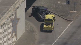 Report of bomb in vehicle shuts down Katy Freeway in west Houston