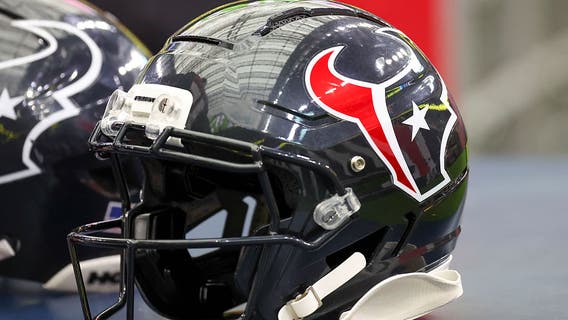 How to score savings on Houston Texans tickets without being sacked by scammers