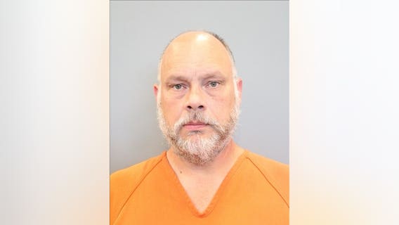 Former Houston youth pastor arrested, accused of having child porn