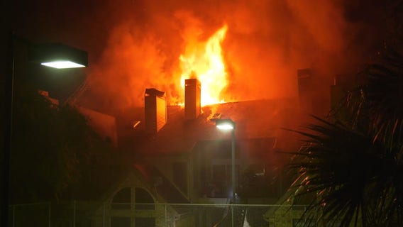 2-alarm fire at Houston apartment complex, at least 8 units damaged