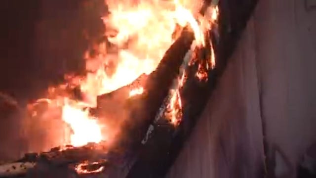 Fire damages 16 units at southwest Houston apartment complex