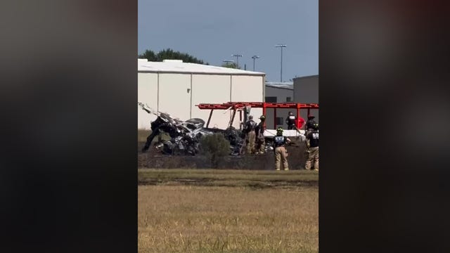 Northwest Harris County: Small plane crash kills two at David Wayne Hooks Airport