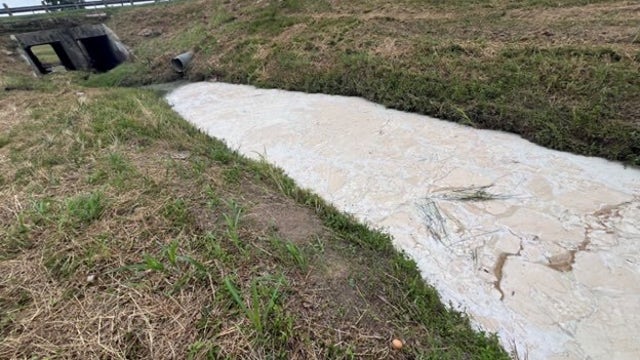 Coconut lotion dumped in White Oak Bayou by Harris County cosmetics company: court records