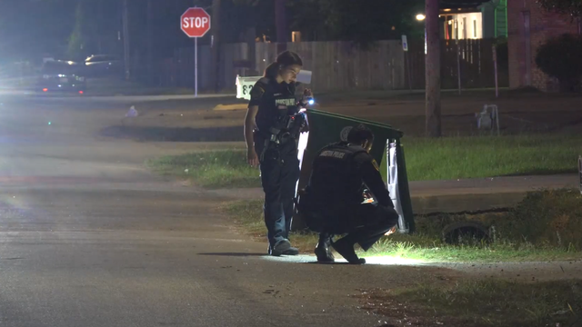 Husband, wife shot at in their home driveway in East Houston, 1 injured