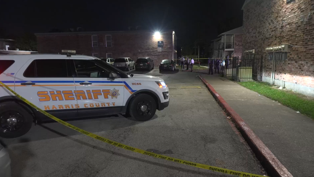 Male shot, killed after alleged dice game at apartment on Aldine Bender