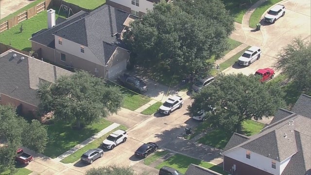 Man found dead in Pearland home; 16-year-old son detained in Houston