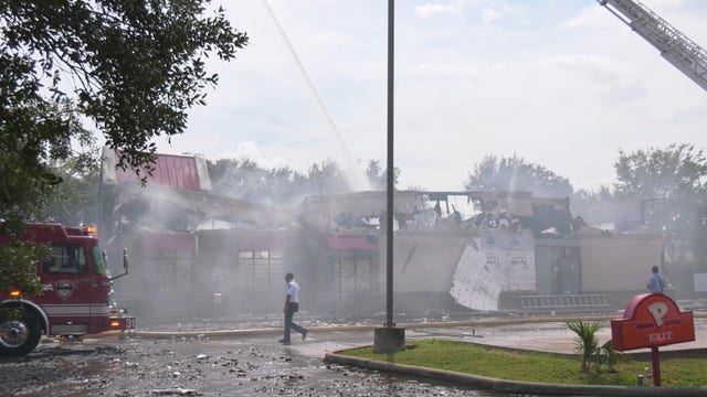 Houston: Two-alarm fire damages Greenspoint restaurant