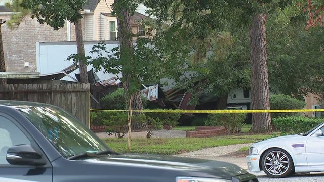 Suspect charged in west Houston chase that injured deputies, HPD says