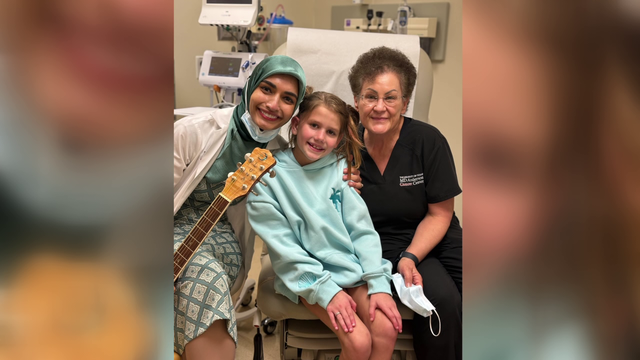 11-year-old Houston girl continues training to become a cheerleader after being diagnosed with a brain tumor