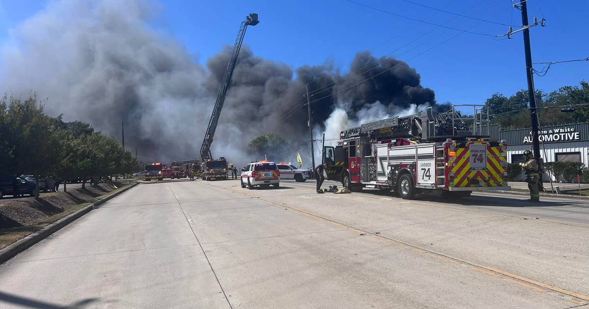 Spring road closed following large fire near North Freeway | FOX 26 Houston