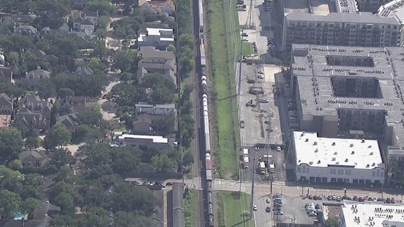 Stuck train moving again after causing traffic in Houston's Upper Kirby area