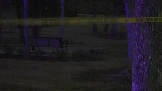 Man shot at Houston park on West Tidwell