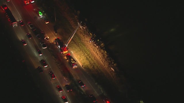 Harris County chase ends in lake crash near US-290 in Waller County; search underway