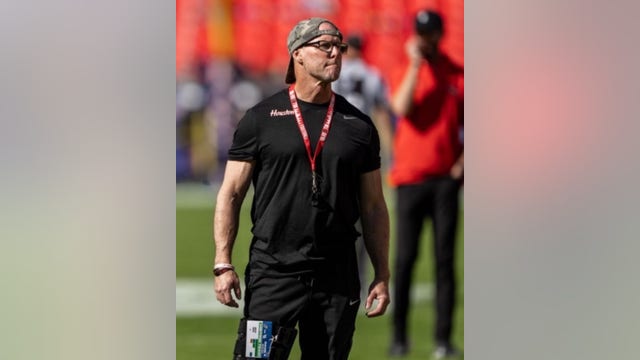 UH football strength, performance coach Kurt Hester dies after cancer battle