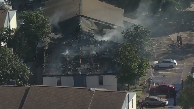Houston fire: Apartment units damaged near Olympia, Hayes
