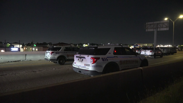 Man hit, killed in Harris Co. while running from deputies in stolen car investigation, sheriff's office says