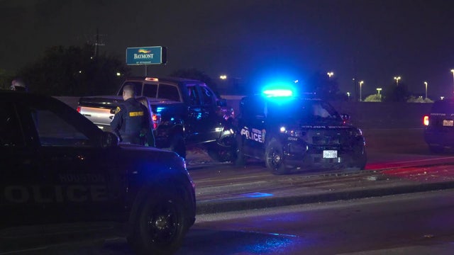 Houston police officer injured in crash on I-45 at West Road