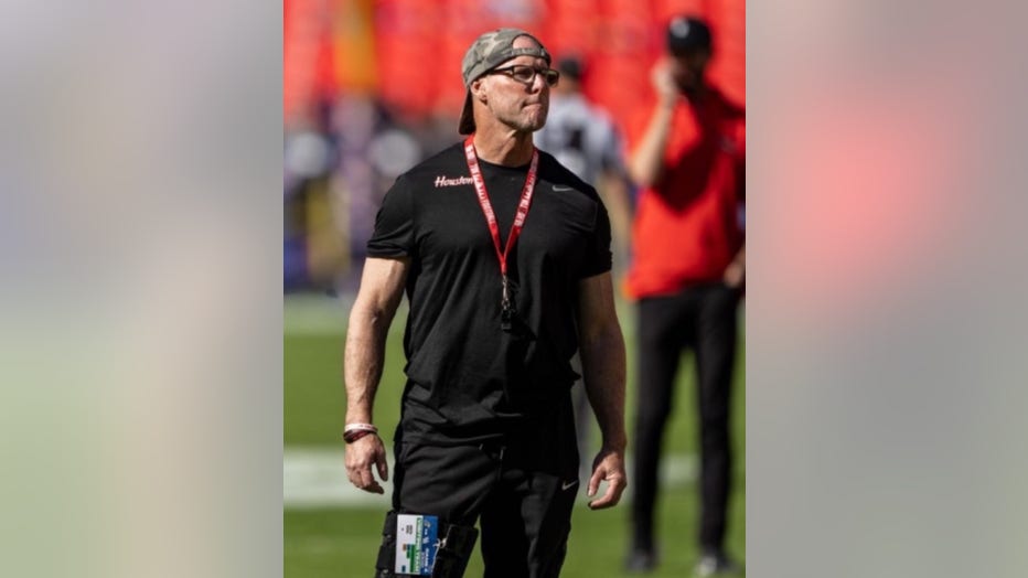 Houston Mourns “Unbreakable” Kurt Hester: Beloved UH Strength Coach Dies After Courageous Cancer Battle