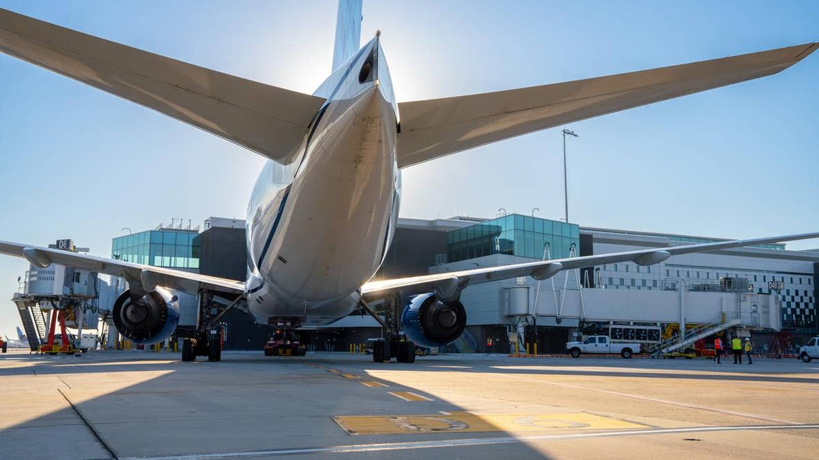 Ground stop at Bush Airport ends early