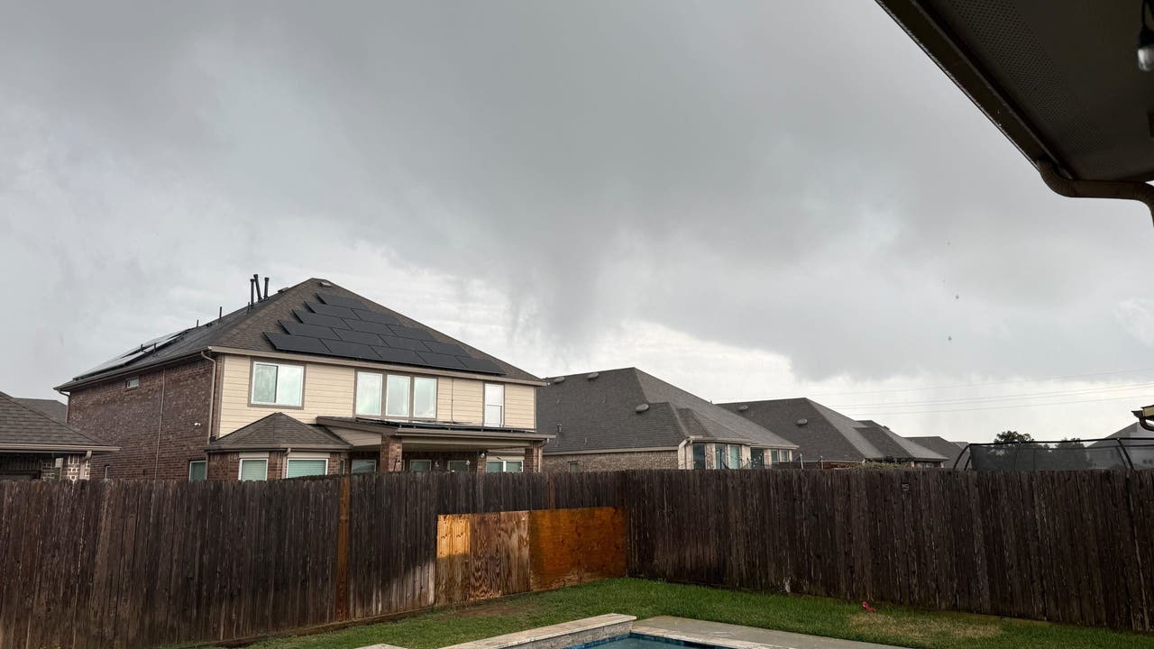 National Weather Service confirms 2 tornado touchdowns in Houston area on Monday