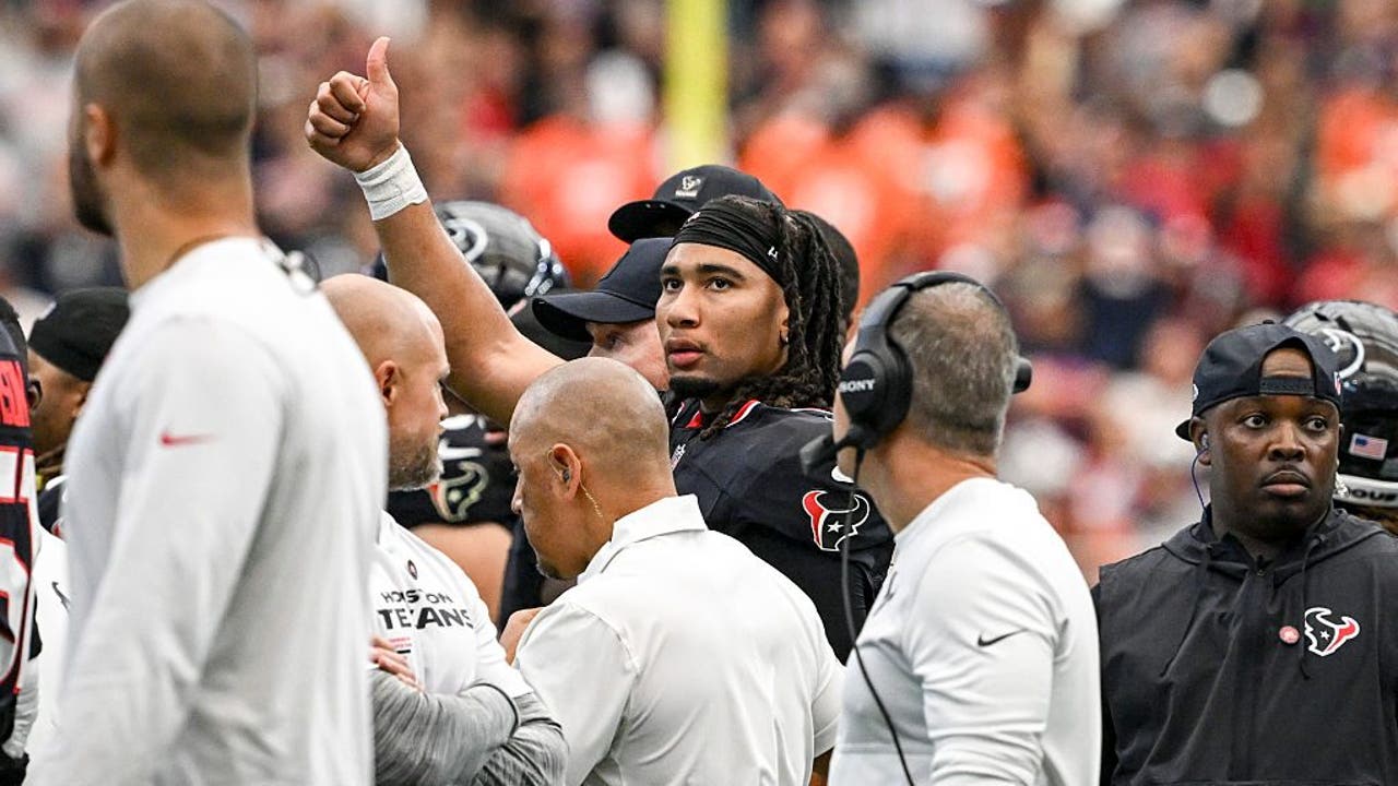 Houston Texans QB C.J. Stroud leaves game against Denver Broncos with concussion
